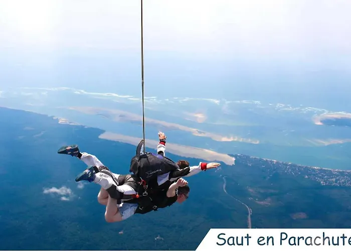 Du Canal - Ponton Pour Bateau