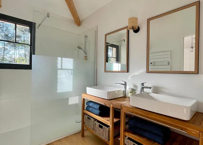 Du Canal - Ponton Pour Bateau Villa *